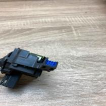 1K0953519A   Wiper control stalk Volkswagen Touran I