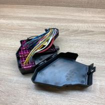 8D1941824 Main  Fuse module Audi A4 S4 B6 8E 8H