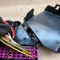 8D1941824 Main  Fuse module Audi A4 S4 B6 8E 8H