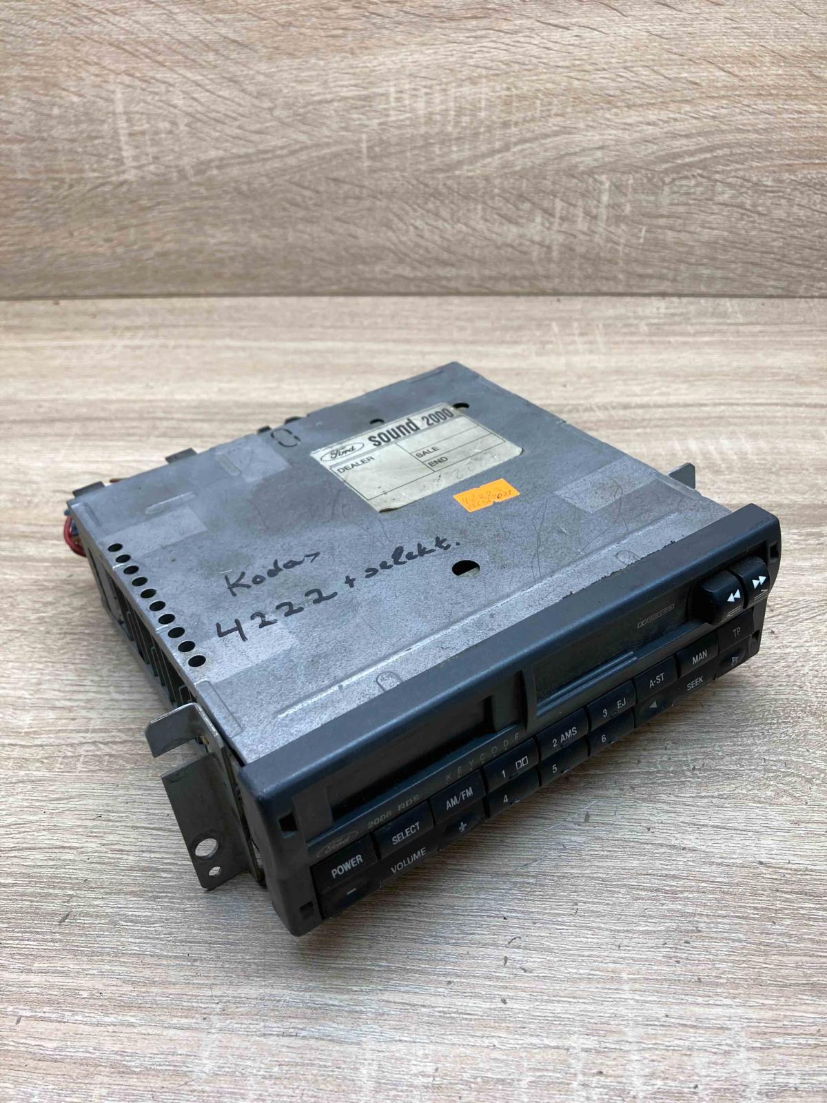 F3RF 18K876 AD M012504  Radio/CD/DVD/GPS head unit Ford Focus