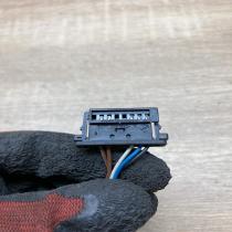 6954522   Plug wire BMW 5 F10 F11