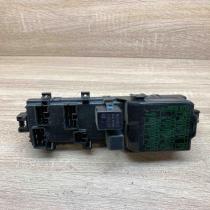MB302373   Fuse module Mitsubishi L200