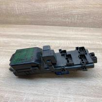 MB302373   Fuse module Mitsubishi L200