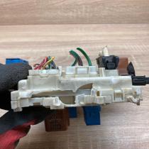 24350 AV700 111605 1  Fuse module Nissan Primera