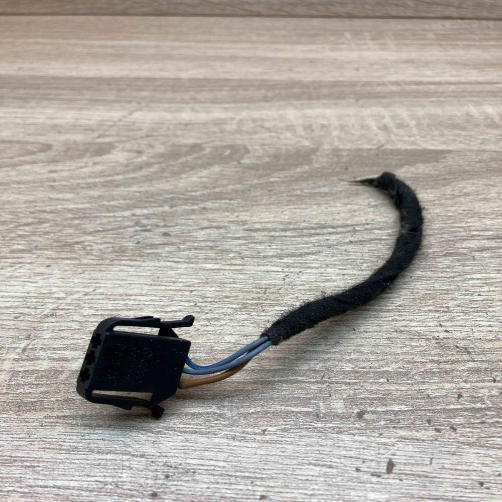 191972703   Plug wire Volkswagen Golf III