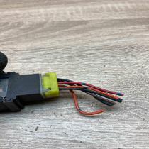 065251   Fog light switch Nissan Micra