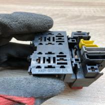 357937501   Other relay Volkswagen Golf III