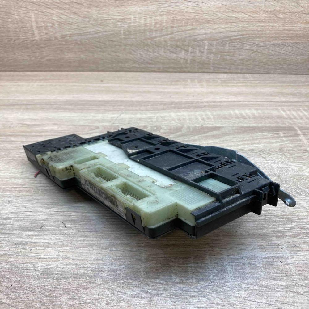 7700415565 21652217 4A  Fuse module Renault Clio II