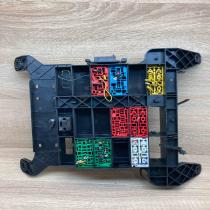 6025307195   Fuse module Renault Espace III