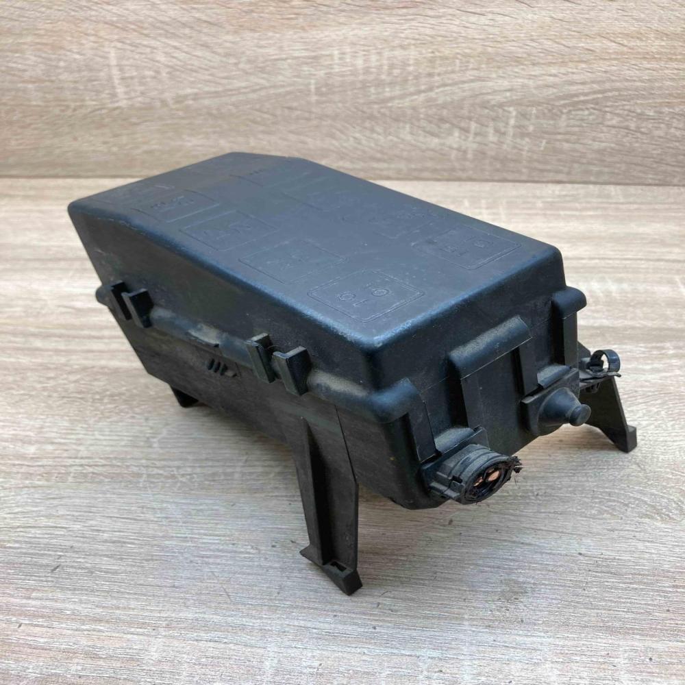 90506007 09132691  Fuse box set Opel Vectra B