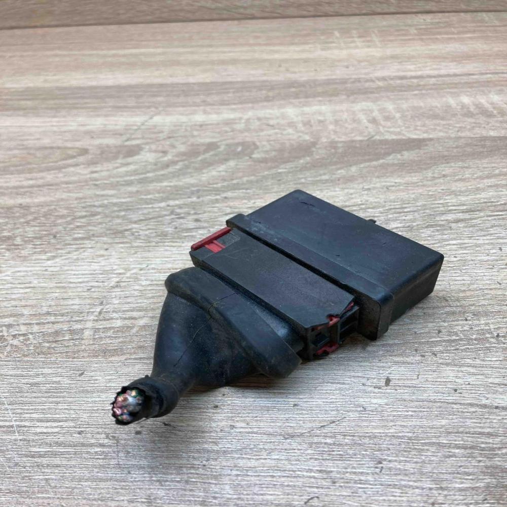 240107   Fuel injection pump control unit/module Peugeot 207