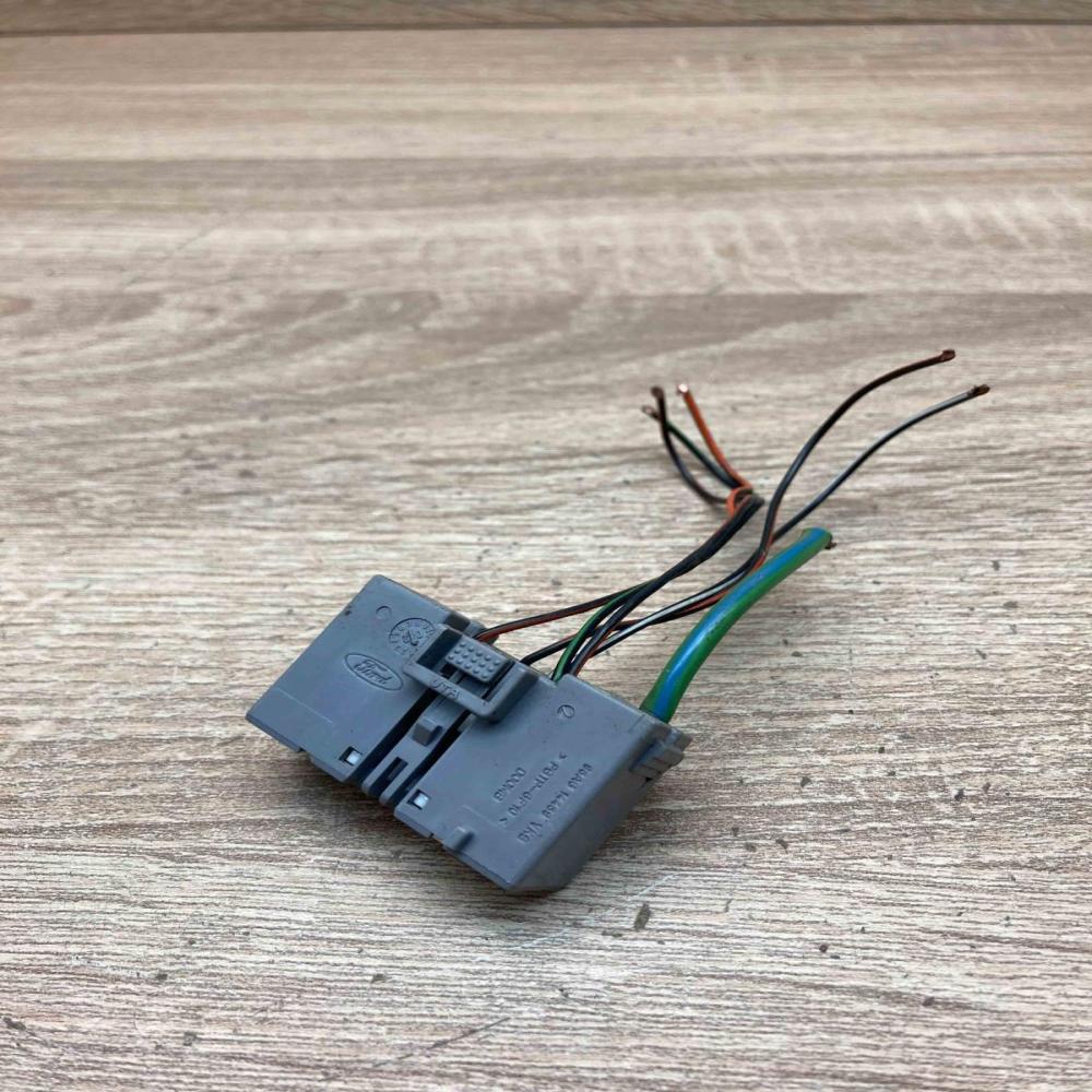 98AG 14489 VKB   Plug wire Ford Focus