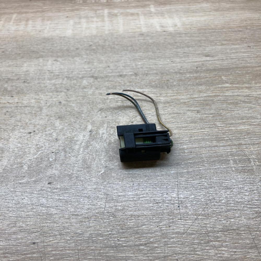 7508154   Plug wire BMW 3 E90 E91