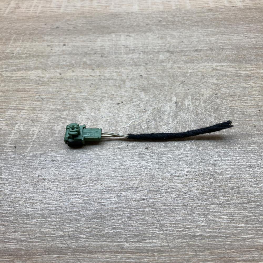 6905142   Plug wire BMW 3 F30 F35 F31