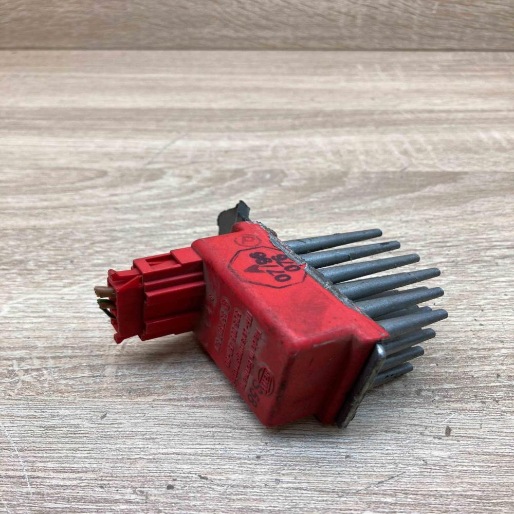 357907521 5DS006467 00  Heater blower motor/fan resistor Volkswagen Sharan