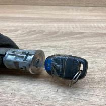 Peugeot Citroen   Ignition lock Peugeot 106