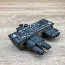 1J0919506K 898972000  Coolant fan relay Volkswagen Bora