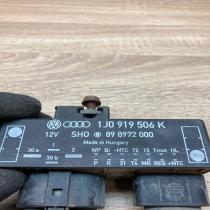 1J0919506K 898972000  Coolant fan relay Volkswagen Bora