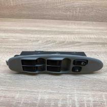 80961 BU400  With Plug Electric window control switch Nissan Almera Tino