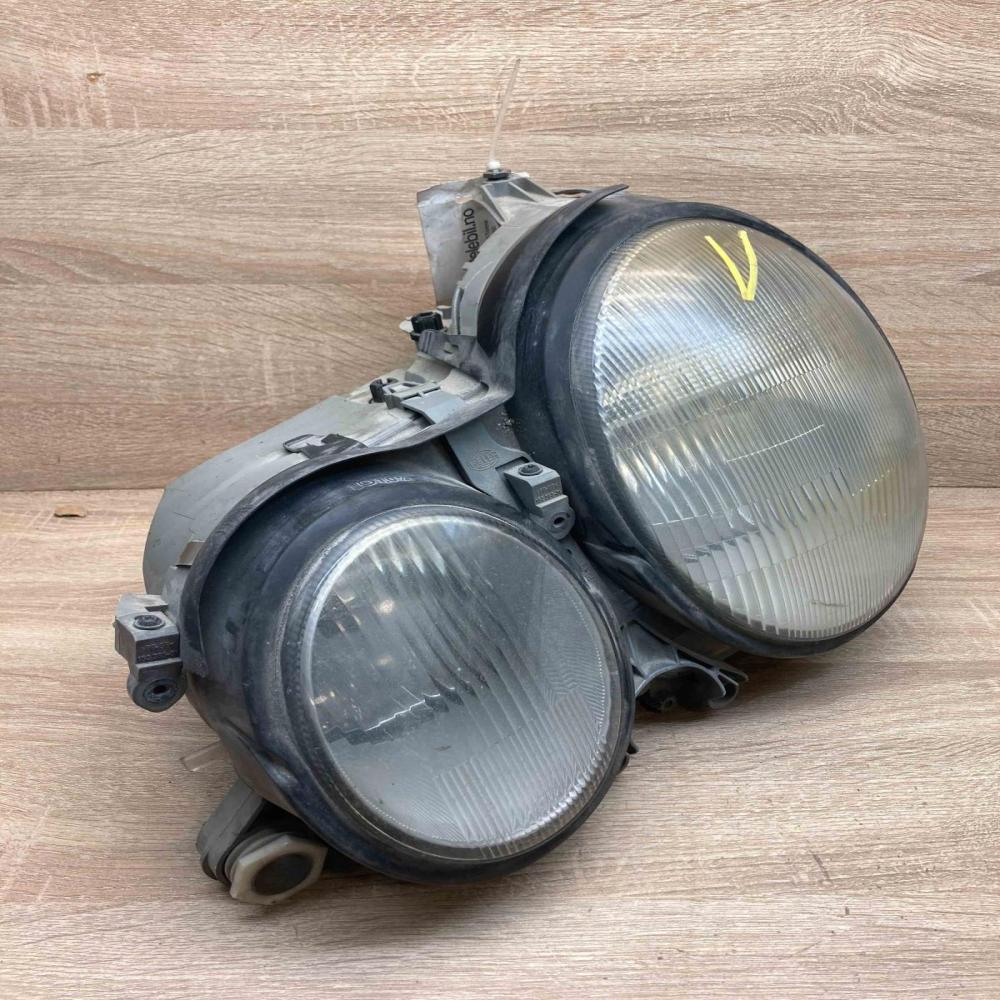 150607 00Li   Headlight/headlamp Mercedes-Benz E W210