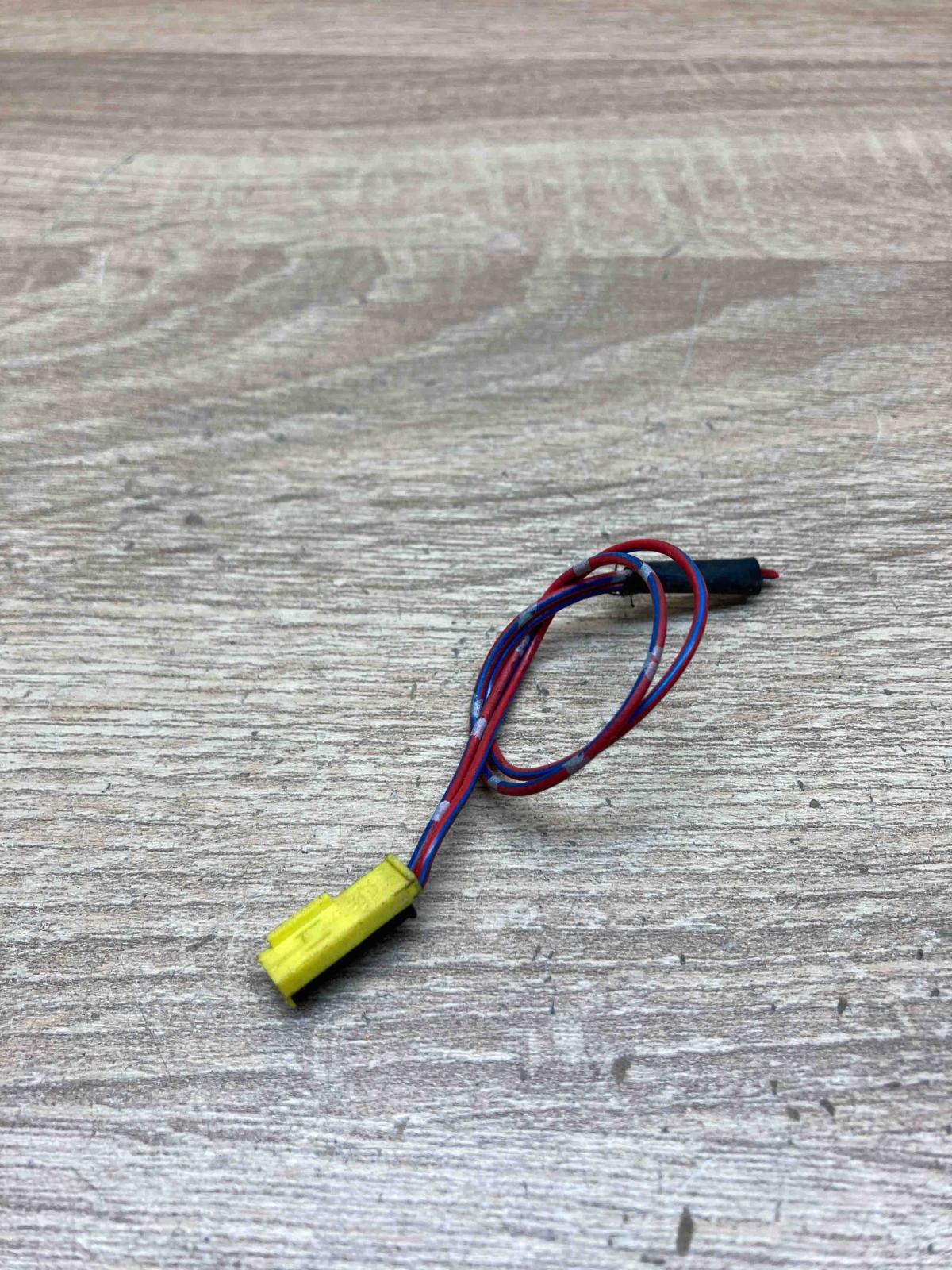 965557 1   Plug wire Mercedes-Benz A W168