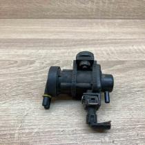 09158200   Turbo solenoid valve Opel Zafira A