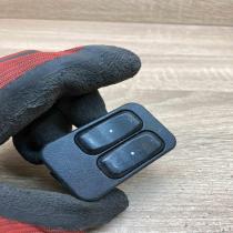 90561088 13363201 With Plug Electric window control switch Opel Zafira A