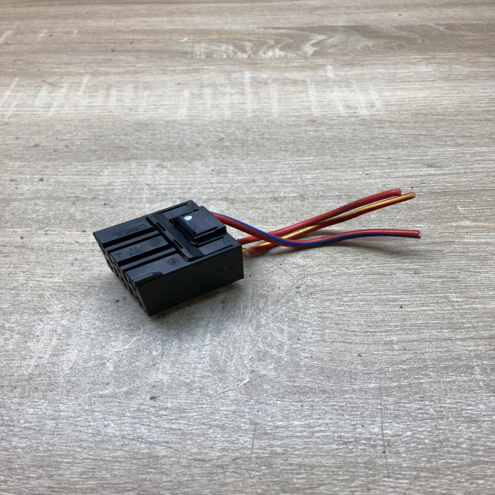 6931486   Plug wire BMW 1 E81 E87