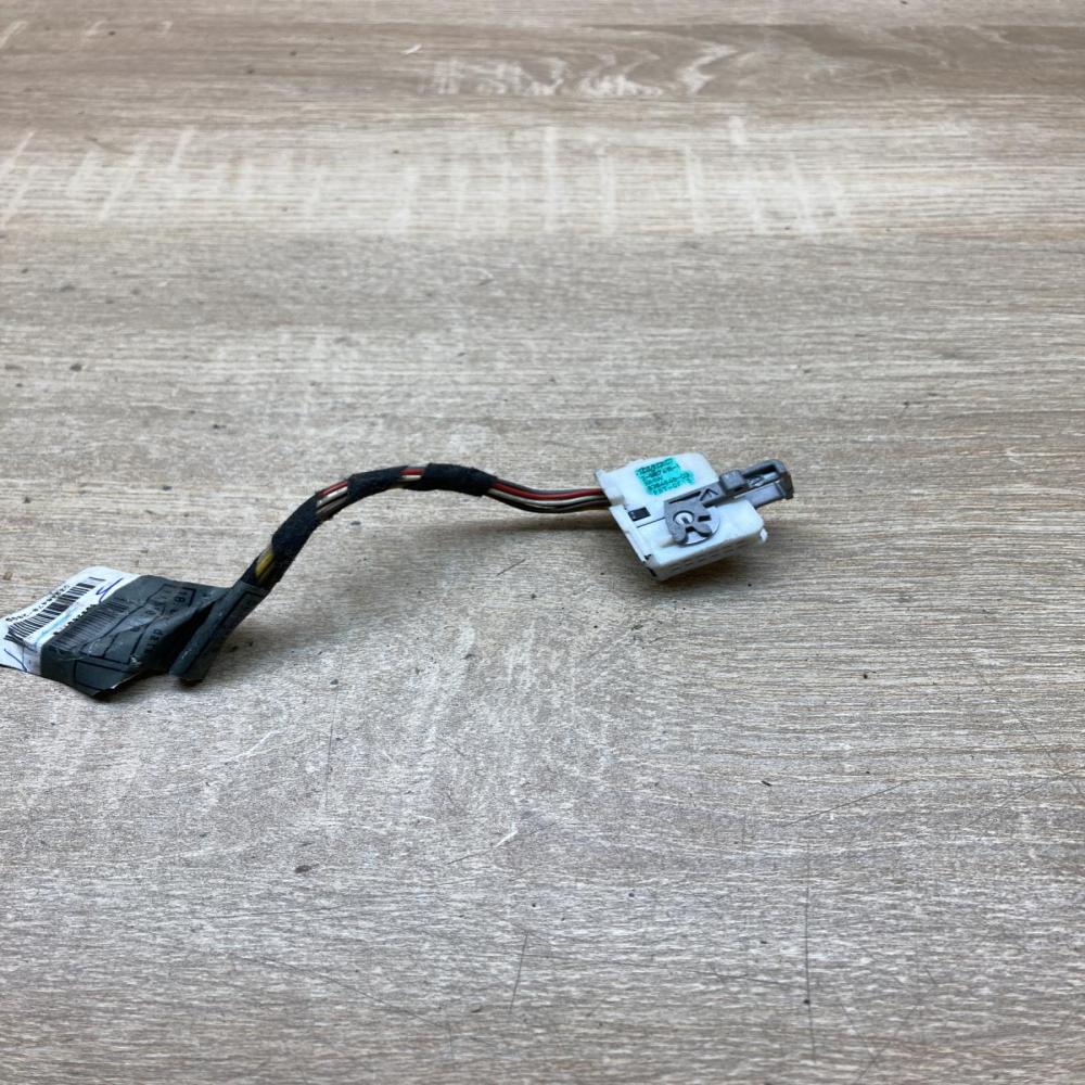 8364648   Plug wire BMW 3 F30 F35 F31