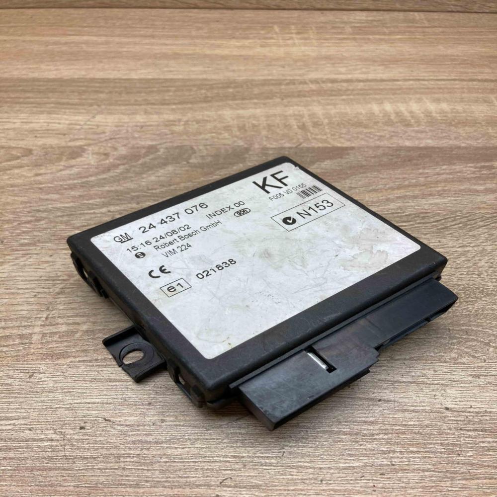 24437076  KF Comfort/convenience module Opel Zafira A
