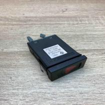3B0953235B   Hazard light switch Volkswagen PASSAT B5