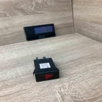 3B0953235B   Hazard light switch Volkswagen PASSAT B5