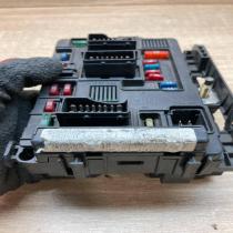 Citroen Peugeot Fuse Box   Fuse module Citroen C5