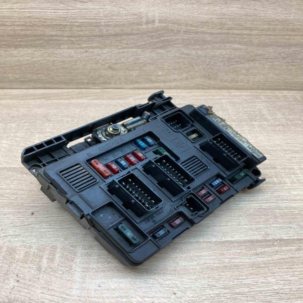 9643498780 S118470004C  Fuse module Citroen C5