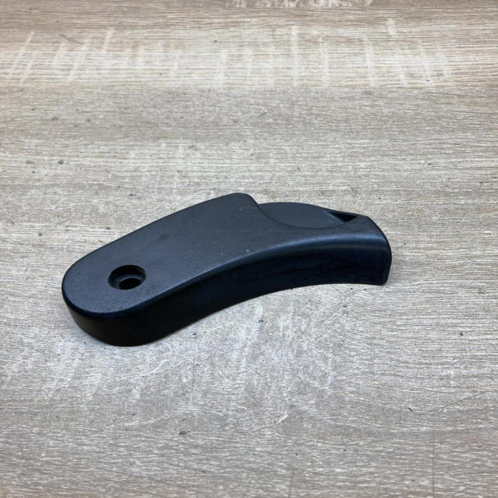 8223163   Engine bonnet (hood) release handle BMW X3 E83