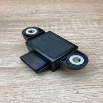 GJ6E 43 7Y1 5607001  Airbag deployment crash/impact sensor Mazda 6
