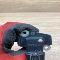 22204 26010 AFH70M 77 With Plug Mass air flow meter Toyota Avensis T250
