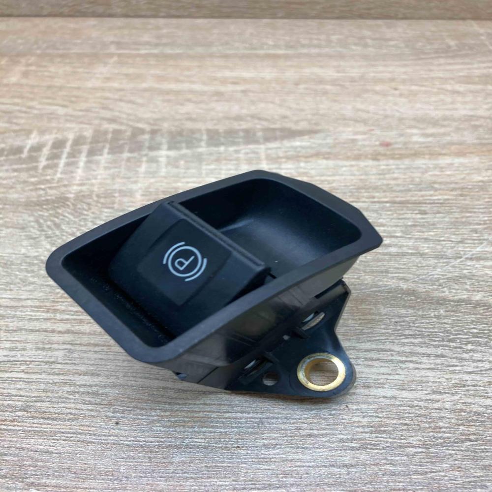 Toyota Park Switch   Hand parking brake switch Toyota Avensis T270