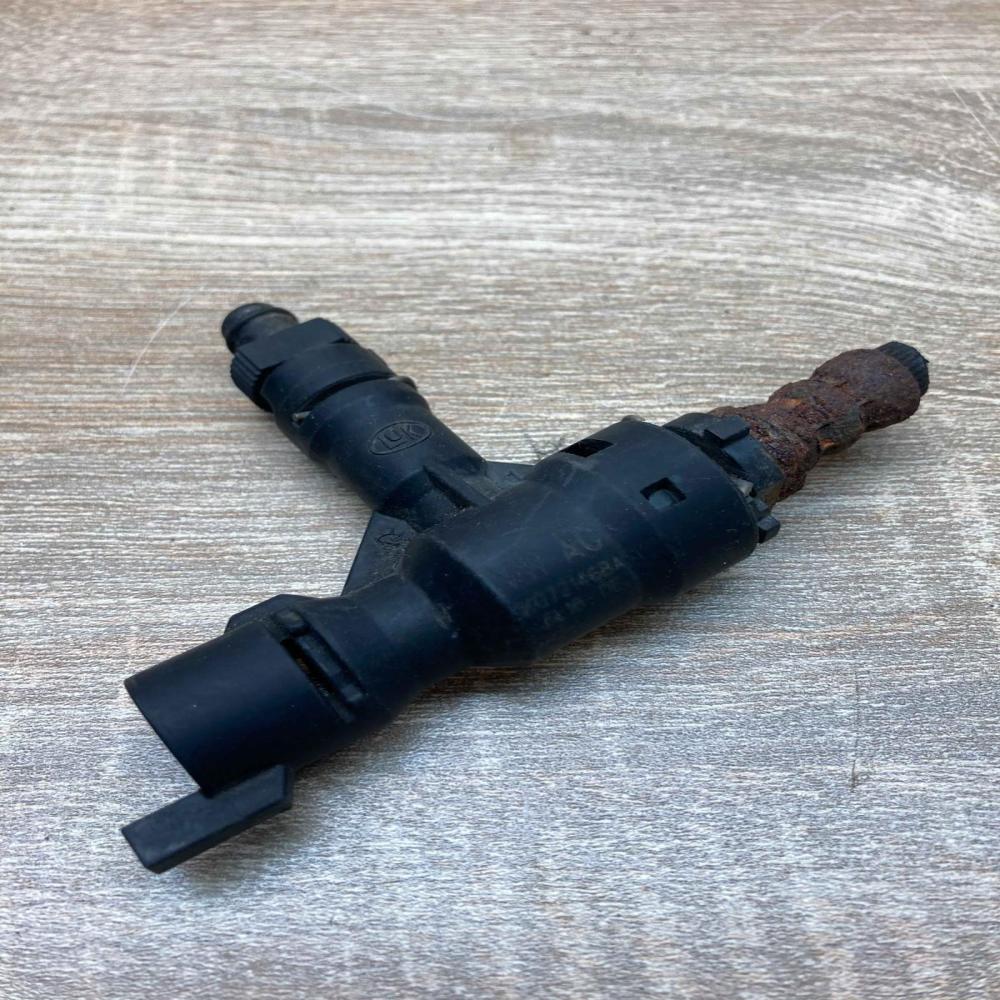 1K0721468A   Clutch pipe/line Audi A3 S3 8P