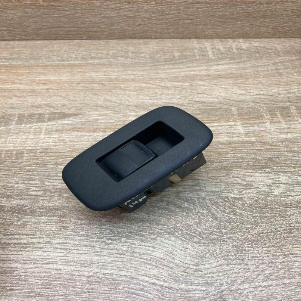 2014 Auris Rear Window Switch   Electric window control switch Toyota Auris E180
