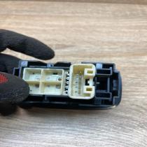 2014 Auris Rear Window Switch   Electric window control switch Toyota Auris E180