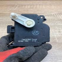 063700 7440   Air flap motor/actuator Toyota Corolla Verso E121