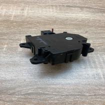 113800 2810  With Plug Air flap motor/actuator Toyota Avensis T270