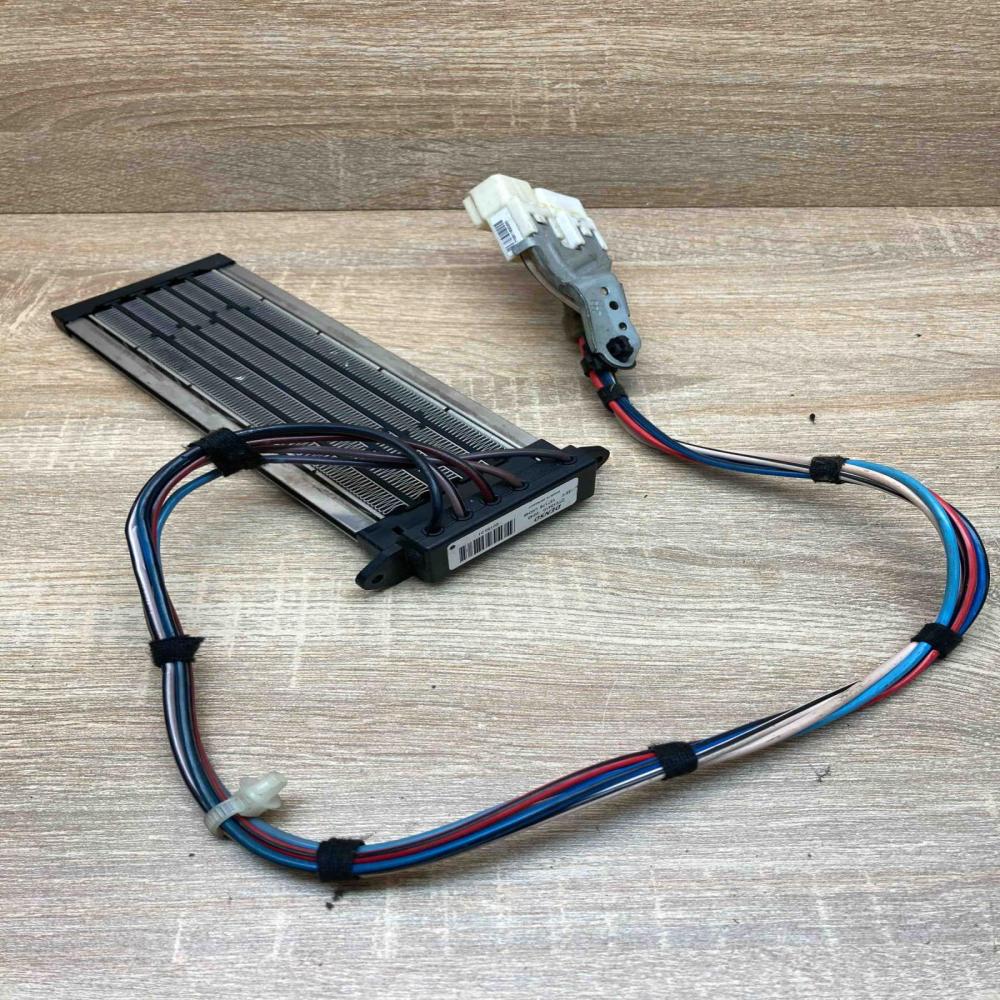 DT013410 0243 13T178 U0045  Electric cabin heater radiator Toyota Verso