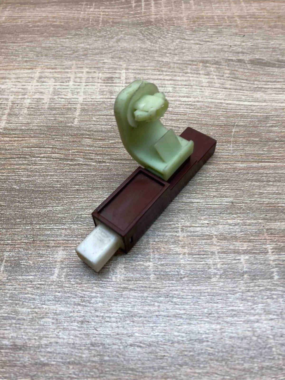 K20131 05999 K20131  Keyless system antenna Toyota RAV 4 (XA20)