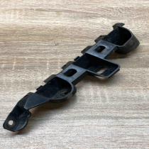 3AA807184  Right Front bumper mounting bracket Volkswagen PASSAT B7