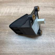 84390 05020   Hand parking brake switch Toyota Avensis T270