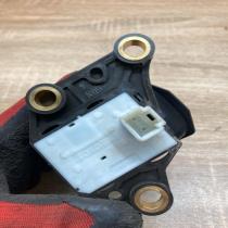 84390 05020   Hand parking brake switch Toyota Avensis T270