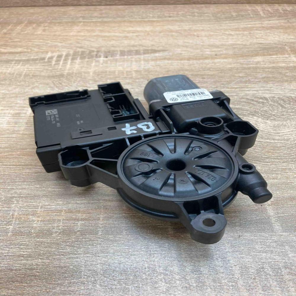 3C0959792C 3AA959702A  Front door window regulator motor Volkswagen PASSAT B7