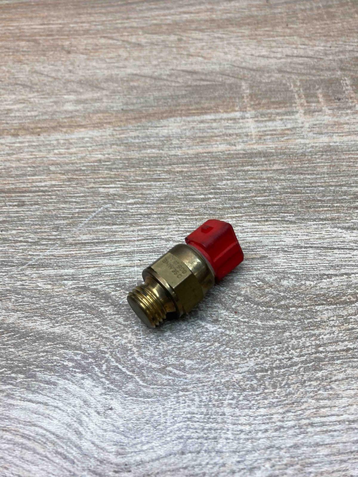 1741900   Coolant temperature sensor BMW 5 E39